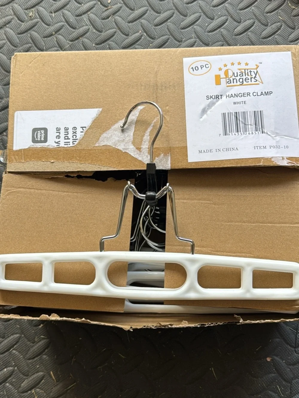 White Skirt Hanger Clamp - 10 Pack